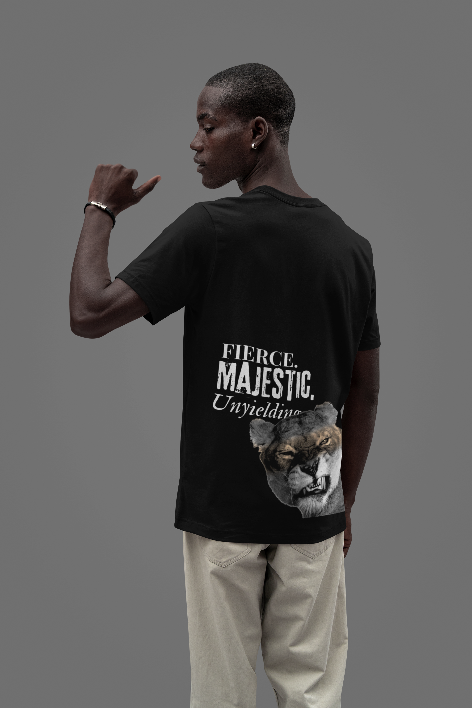 The fierce (Regular)